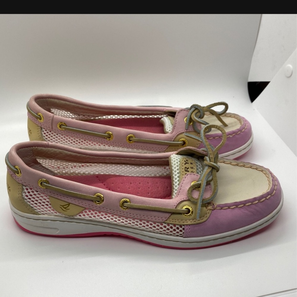 New Sperry Top-Sider Size 7.5 - w/ box